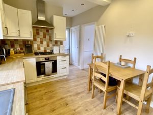 Kitchen/Diner- click for photo gallery